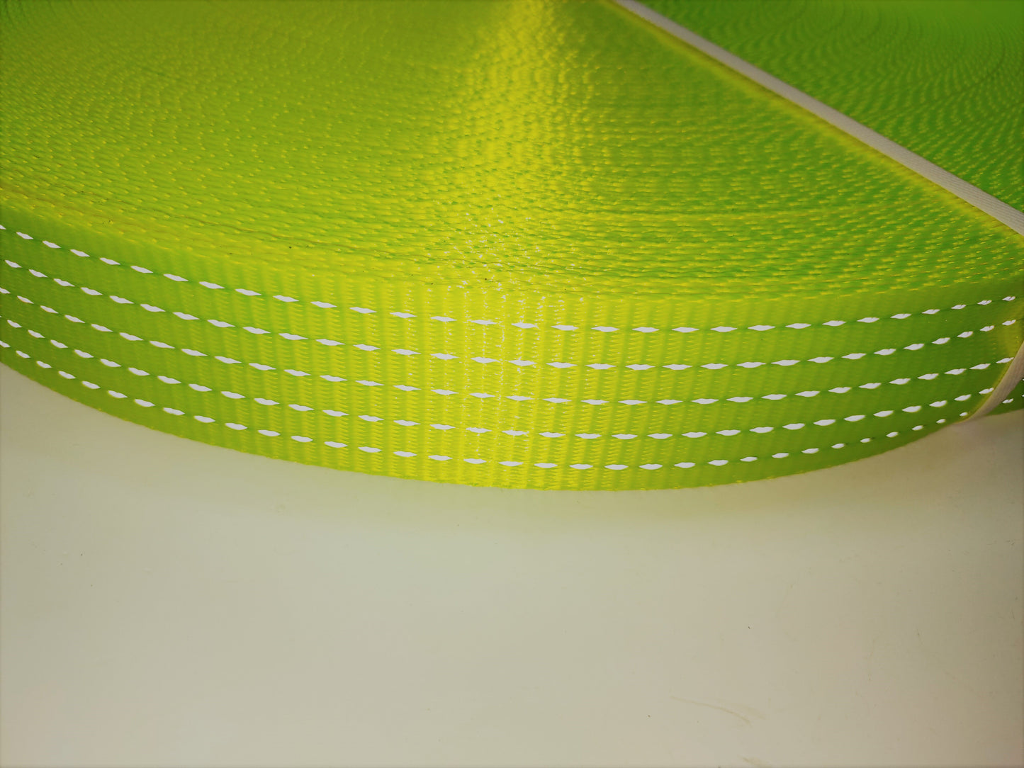 5t_5000kg_50mm_polyester_lashing_webbing_roll_hi_visibility_yellow_image_3