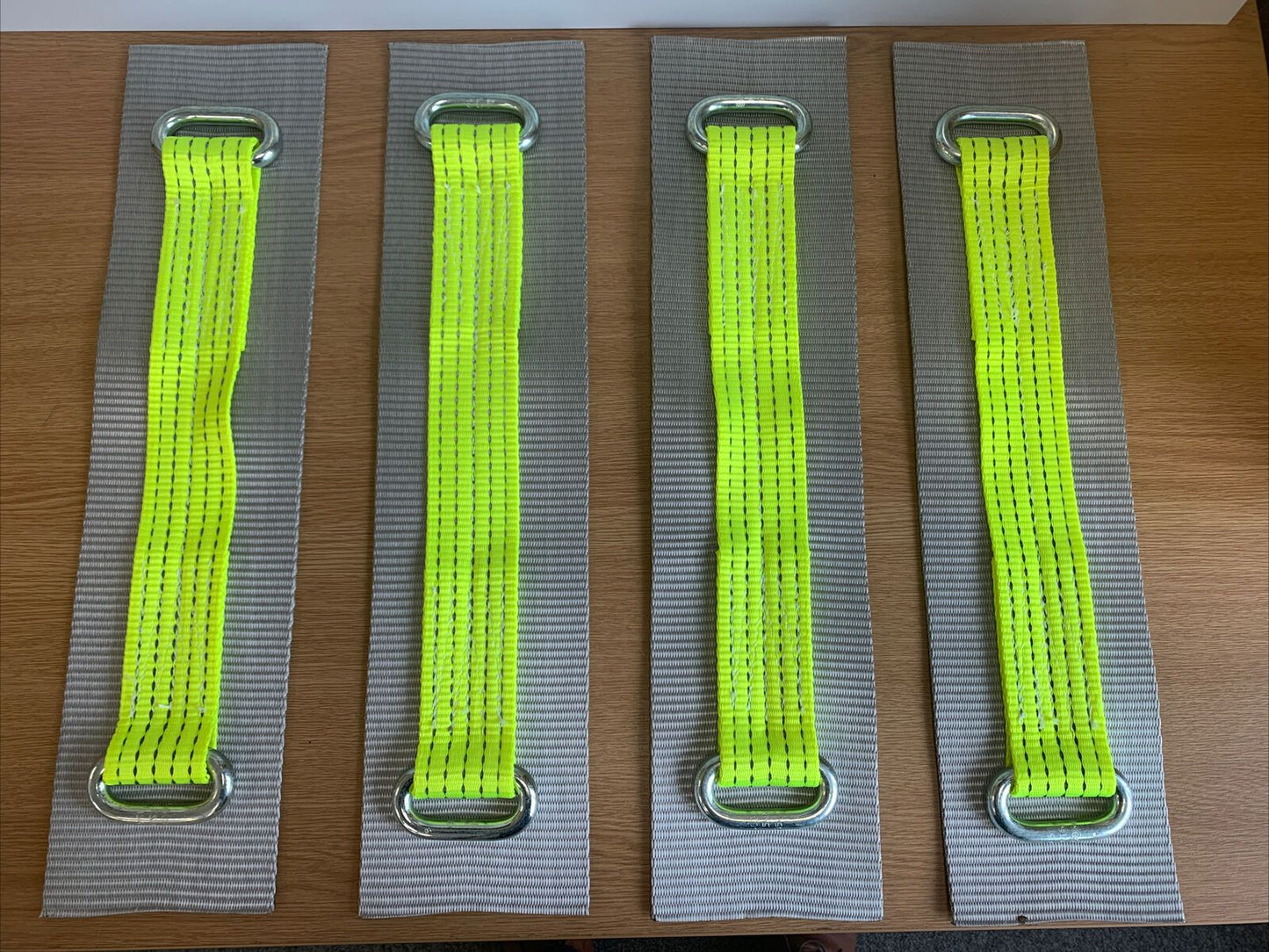 4x_hi_visibility_yellow_full_length_pad_link_straps_image_1